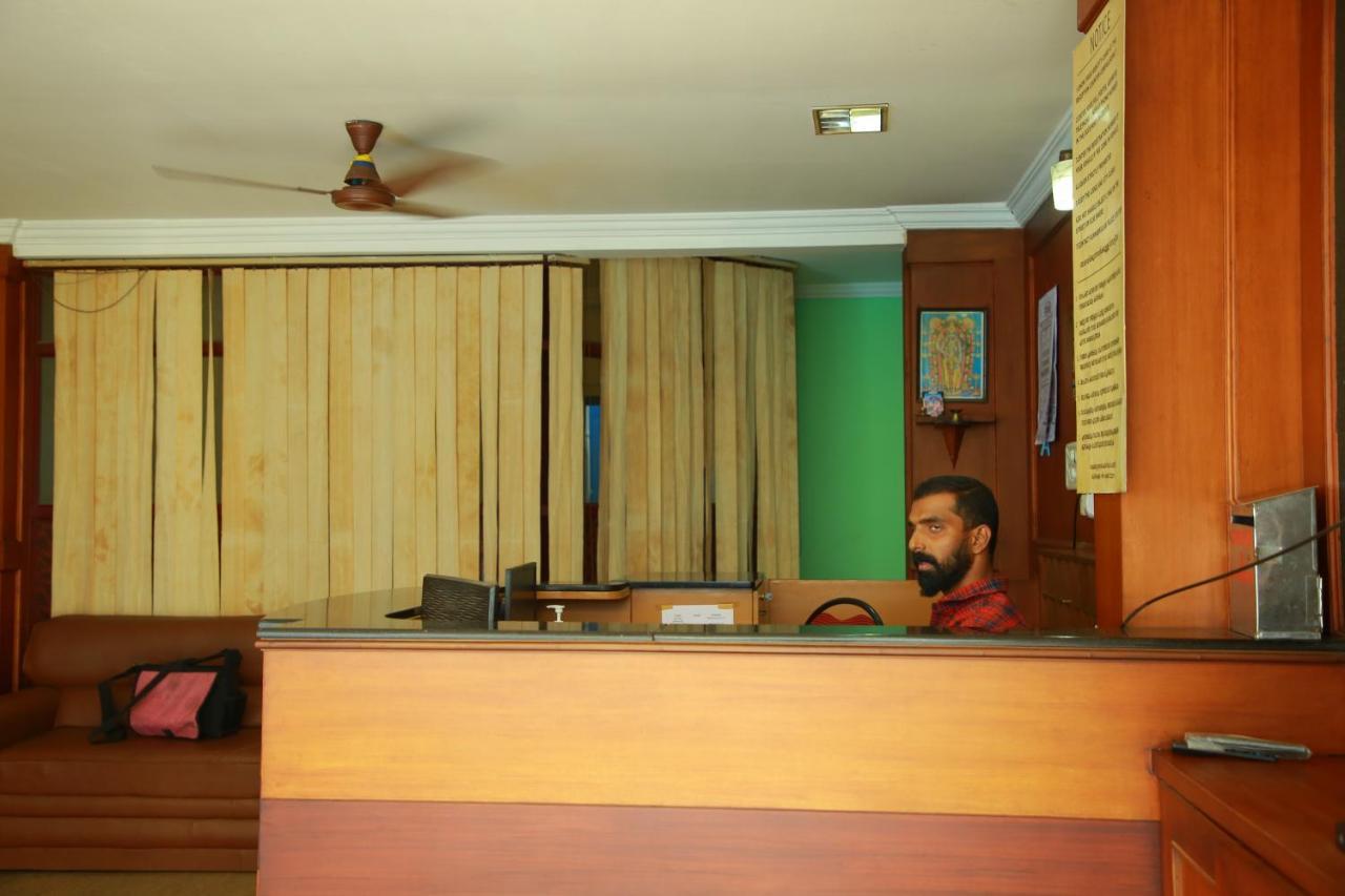 Kalathil Tourist Home Kunnamkulam المظهر الخارجي الصورة
