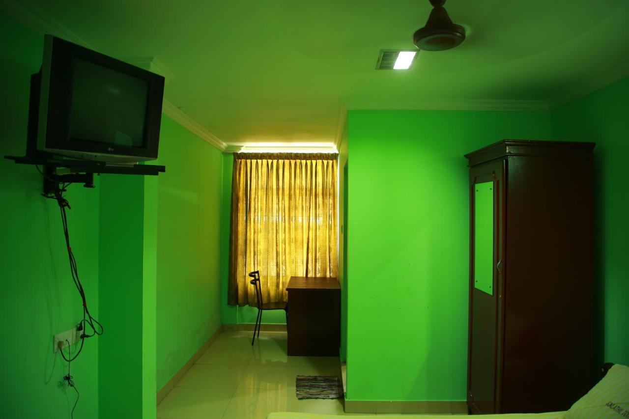 Kalathil Tourist Home Kunnamkulam المظهر الخارجي الصورة