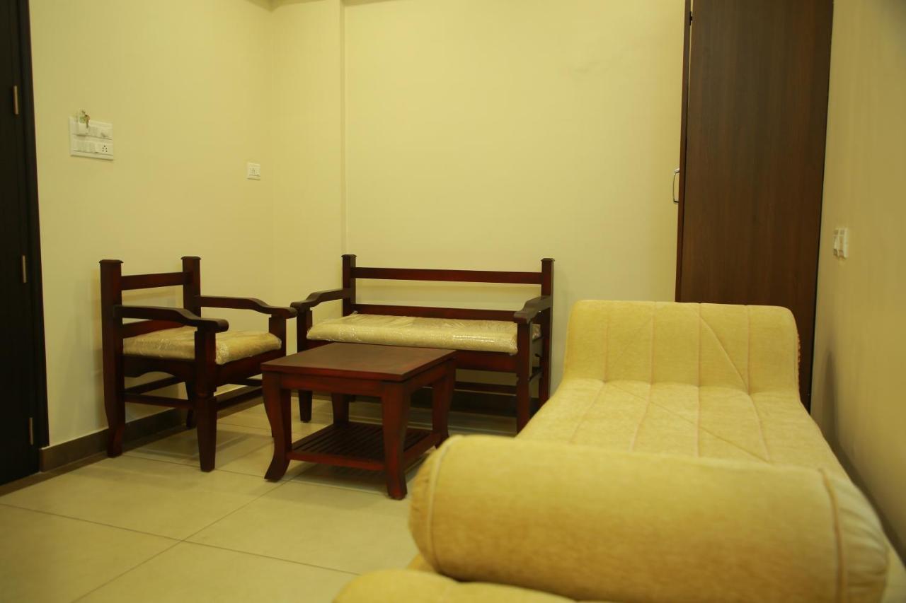 Kalathil Tourist Home Kunnamkulam المظهر الخارجي الصورة